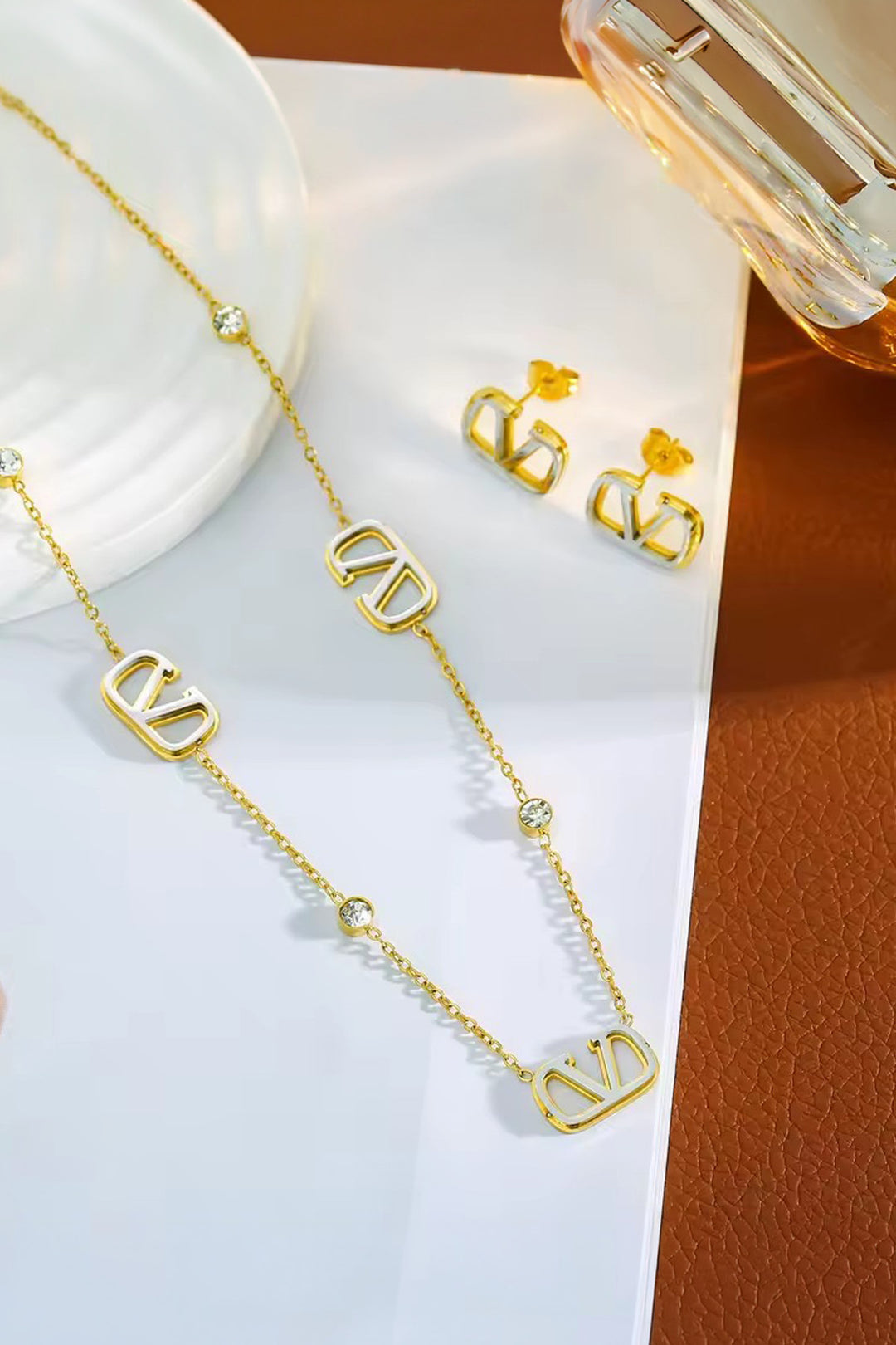 250-EM-1126-G - Necklace