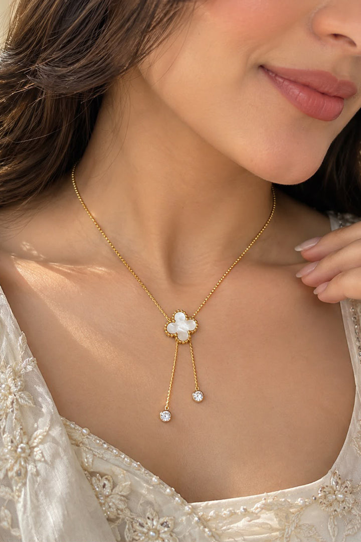 Clove Pendant