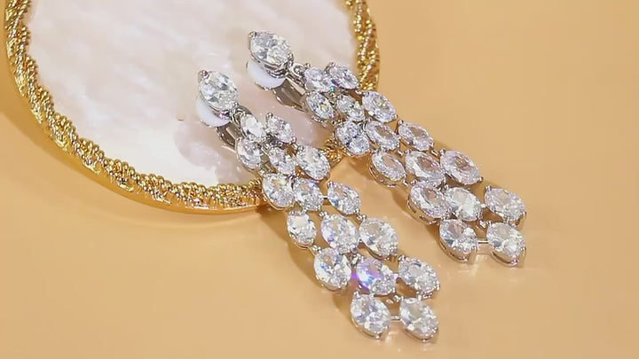 EJ0033 White Earrings