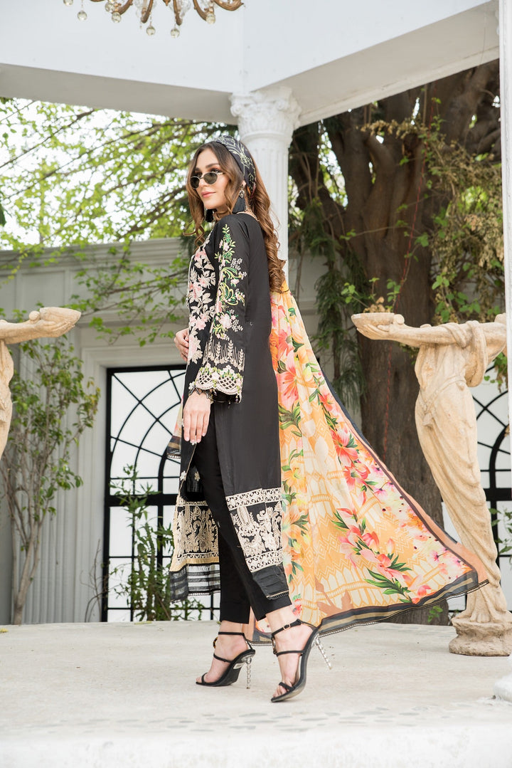 best sellers | Natiha -  front - Premium Dresses from Nerra Lawn '22 - Just Rs.4559.20! Shop now at Naayas Official